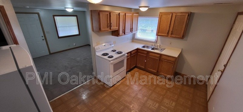 415 Ohio Ave Apt 4 property image